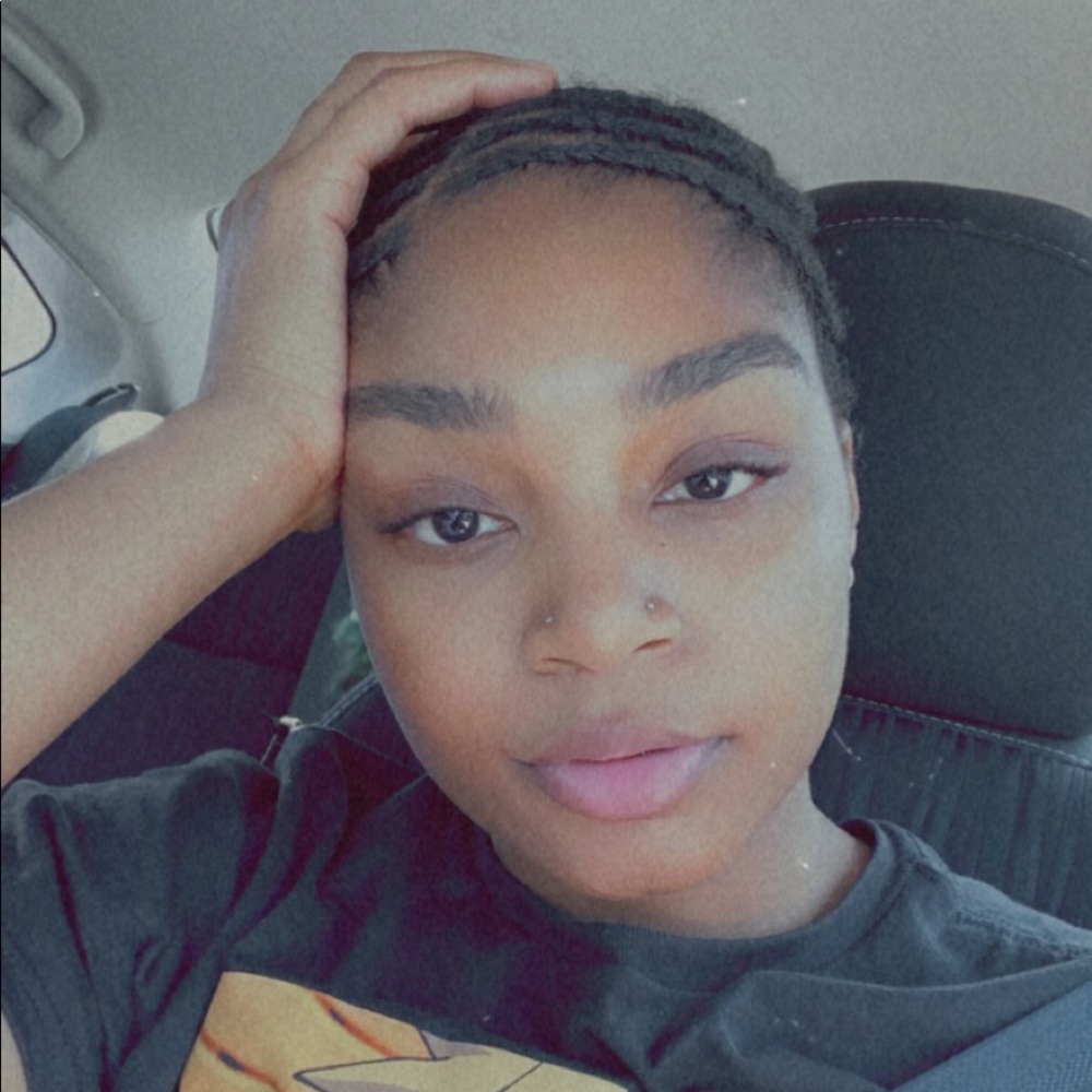 Meet your Posher, Valiceia